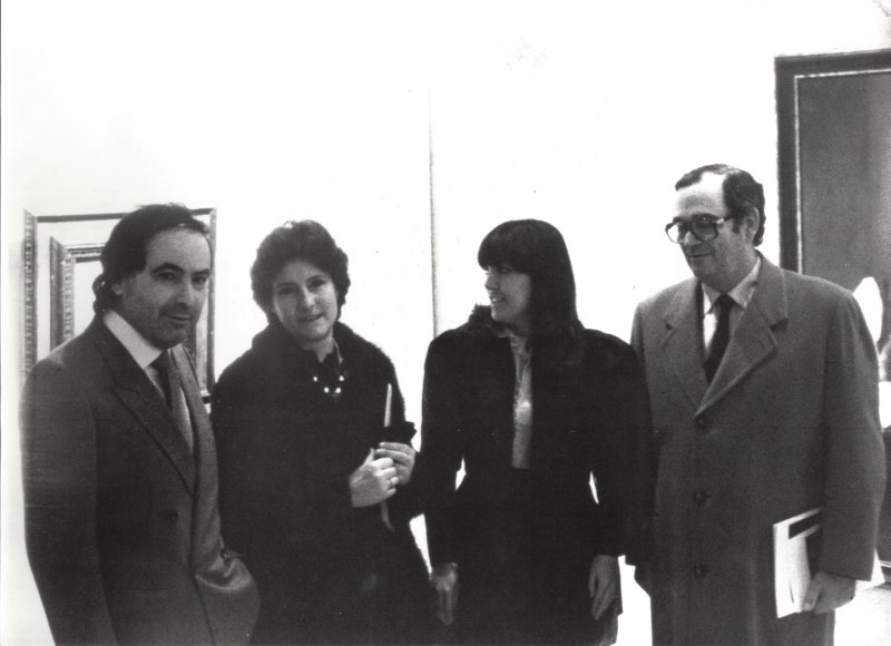 1982 - Con los embajadores Joan Raventos y Marisa en Paris, Galería Isy Brachot